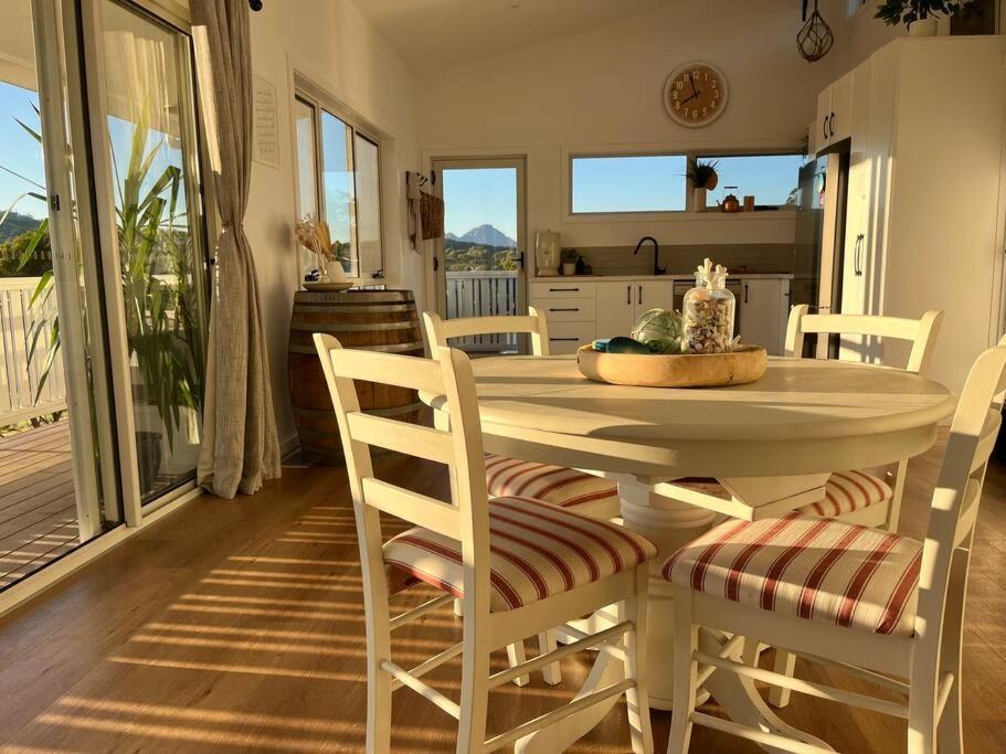 Viola - Seaside Retreat Villa Coles Bay Bagian luar foto